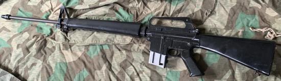 Deactivated Jäger Army M16 .22