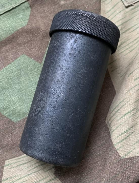 Rare MG42 Flash hider soaking tube