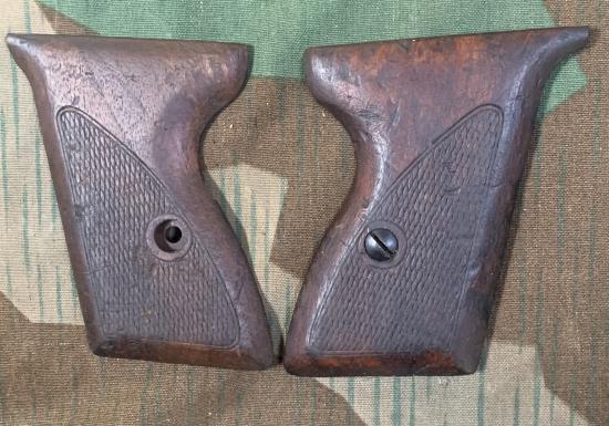 WW2 German Mauser HSc Wooden Grip Set