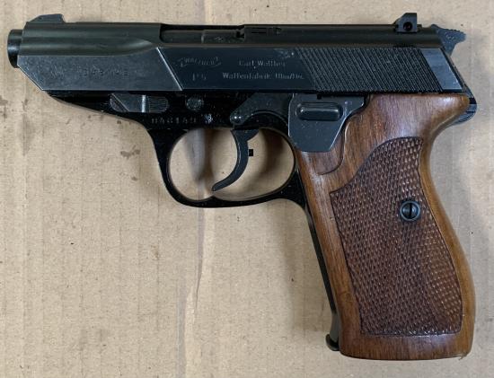 Deactivated Walther P5 9mm Pistol