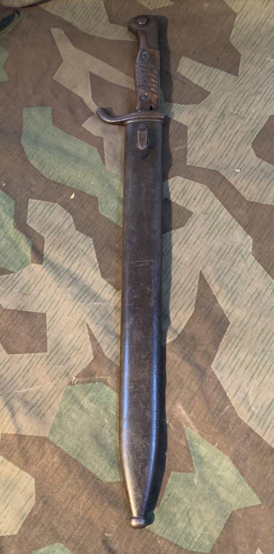 WW1 German G98 Mauser Bayonet In scabbard