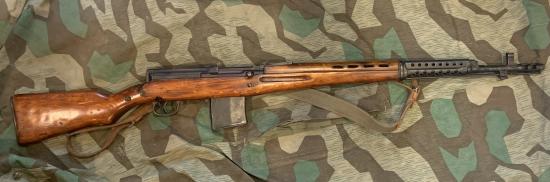 Deactivated WW2 Russian SVT40 Rifle