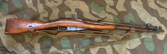 Deactivated WW2 Russian M-44 Carbine