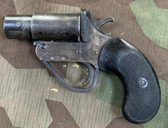Deactivated WW2 British 1” flare pistol
