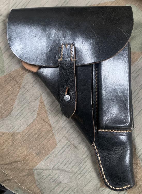 Excellent in-issued condition WW2 German P38 sofshell holster