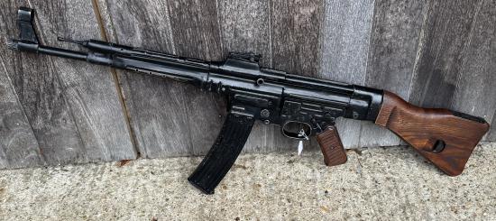 Restored relic MP44