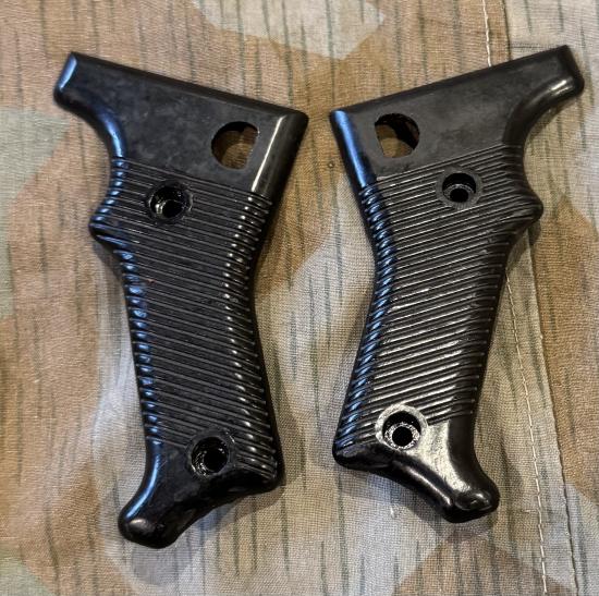 WW2 German MG42 Grip Set