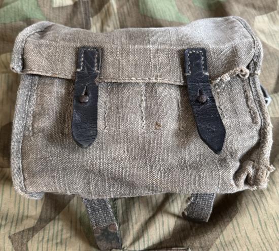 WW2 German Flare Gun Cartridge Pouch