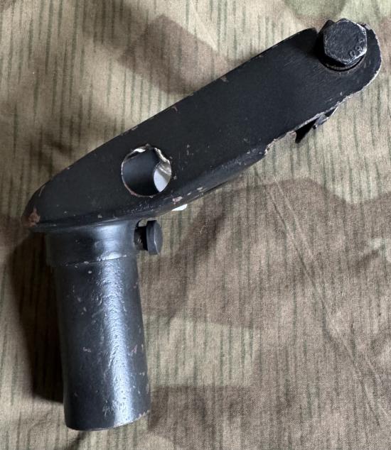 MG34 Fork Mount